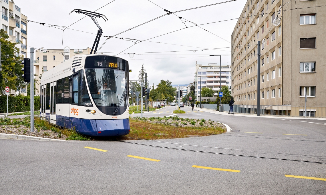 Ligne 15 jusqu’à Plan-les-Ouates